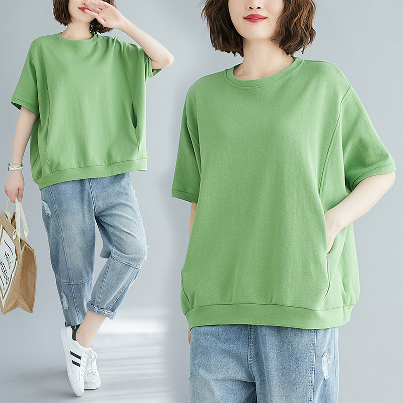 Tricou damă cu croială lejeră, mâneci scurte, guler rotund, amestec poliester