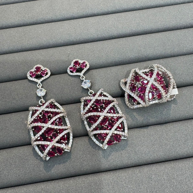 Auskari sirds formā, zelts pārklāts uz vara, elektroplatinga process, 925 sudraba stienīši, viegls luksusa stils