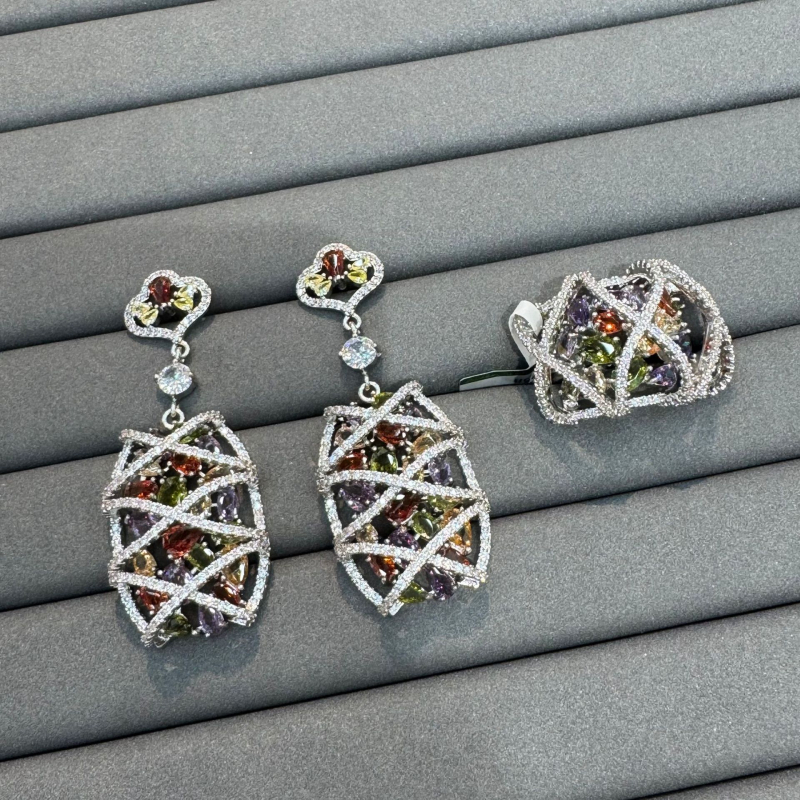 Auskari sirds formā, zelts pārklāts uz vara, elektroplatinga process, 925 sudraba stienīši, viegls luksusa stils