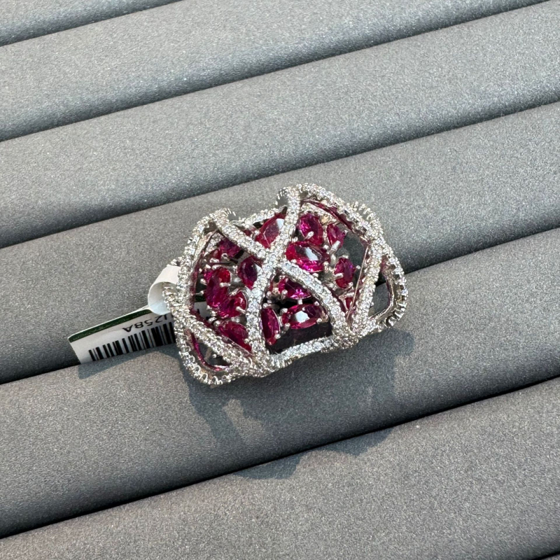 Auskari sirds formā, zelts pārklāts uz vara, elektroplatinga process, 925 sudraba stienīši, viegls luksusa stils