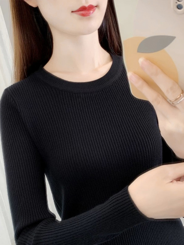 Tamno smeđi ženski pleteni pulover s dugim rukavima i okruglim izrezom, slim fit, za jesen-zimu 2025