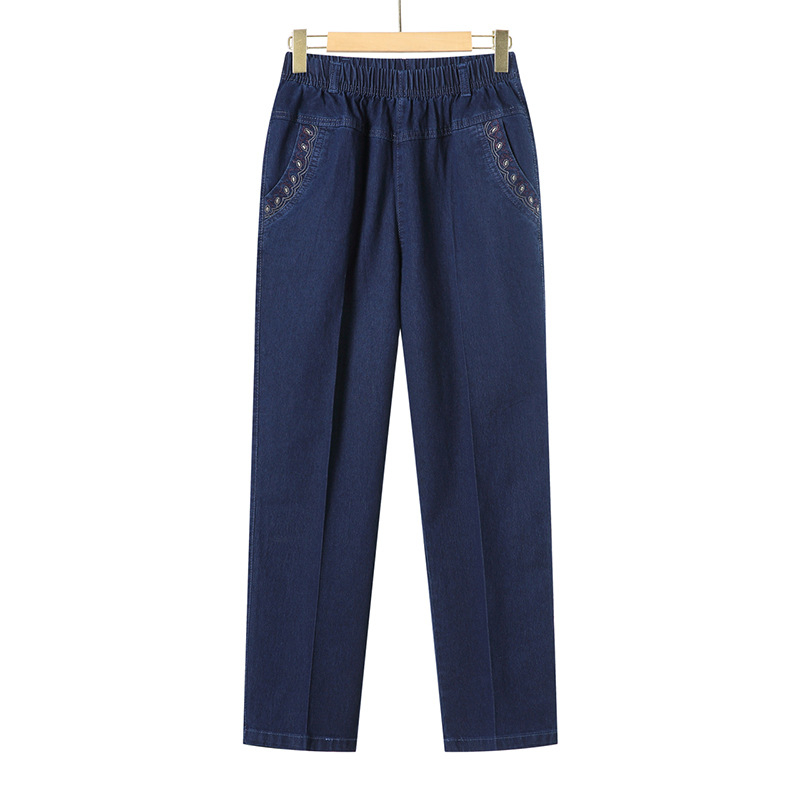 Capri džinsi sievietēm vidējā vecumā ar elastīgu augstu jostu, brīvu taisnu piegriezumu, vairāk nekā 95% kokvilnas, mikroelastīgi