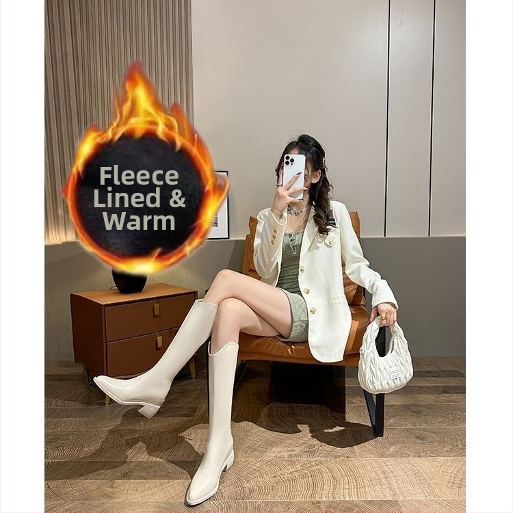 Μποτάκια με φούντες από συνθετικό δέρμα, με ψηλό άξονα, πίσω φερμουάρ, στρογγυλή μύτη, επίπεδο τακούνι