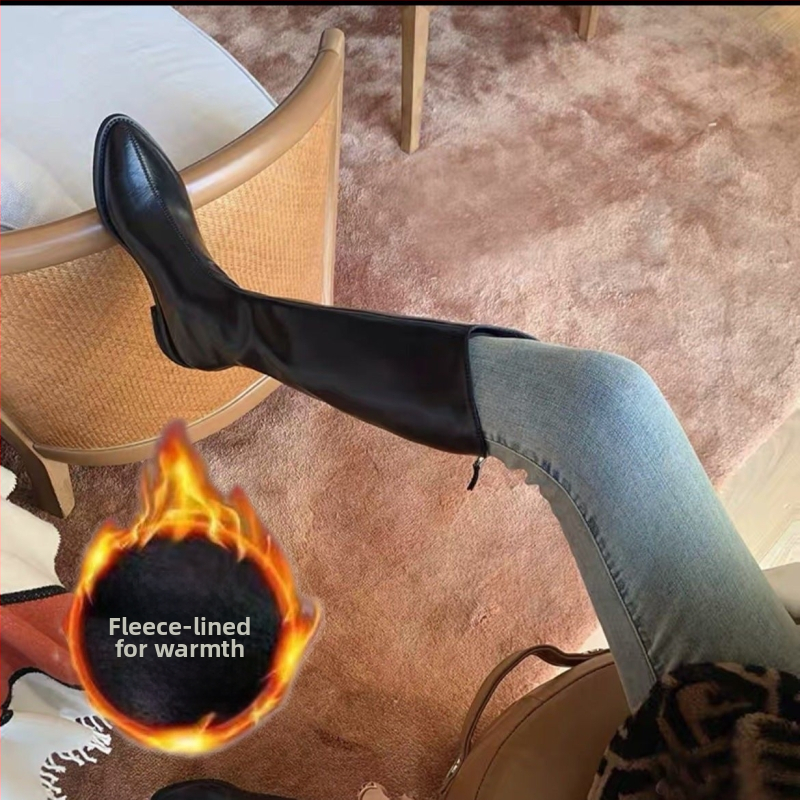 Μποτάκια με φούντες από συνθετικό δέρμα, με ψηλό άξονα, πίσω φερμουάρ, στρογγυλή μύτη, επίπεδο τακούνι