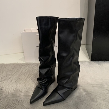 Ženske čizme s oštrim vrhom i visokim vratom, petama 6–8 cm, gornji dio od mikrovlakana, gumeni potplat, kožna podstava, euro-američki stil, zima 2025