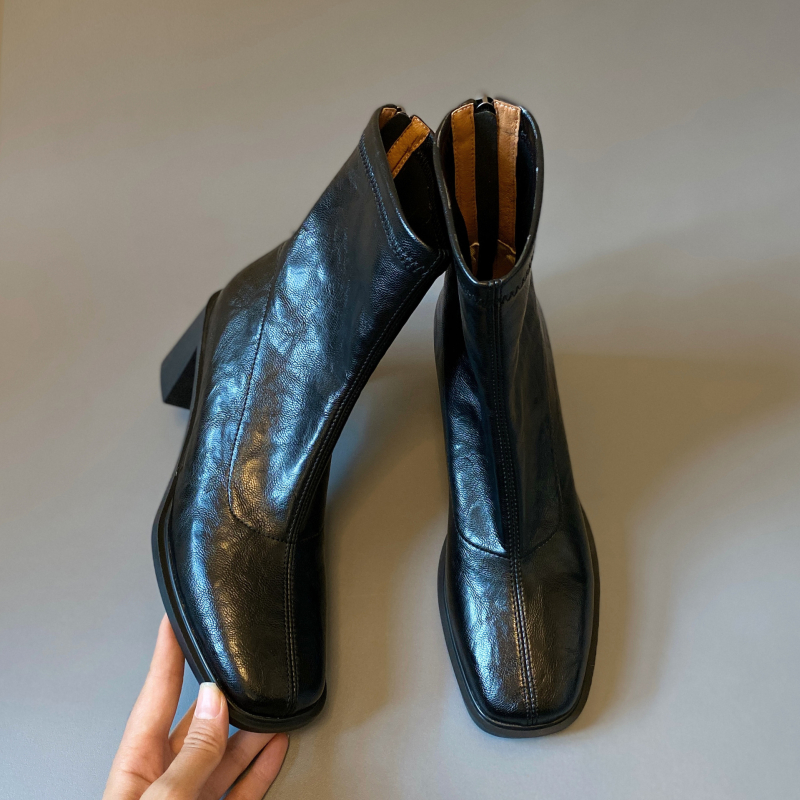 Μποτίνια Μαρτίν για γυναίκες, τετράγωνη μύτη, χοντρό τακούνι 3–5 εκ, επάνω από γνήσιο δέρμα βοείου, σόλα καουτσούκ