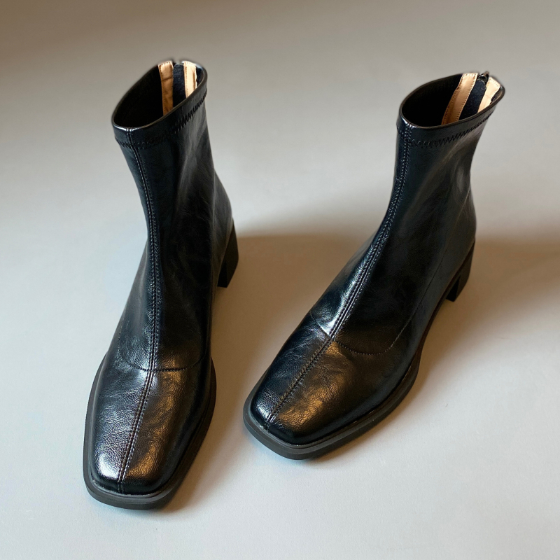 Μποτίνια Μαρτίν για γυναίκες, τετράγωνη μύτη, χοντρό τακούνι 3–5 εκ, επάνω από γνήσιο δέρμα βοείου, σόλα καουτσούκ