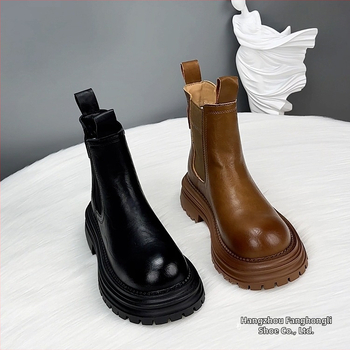 Μποτάκια με φούντες, βρετανικού στυλ χειμερινά μποτάκια με χαμηλό ύψος (επάνω: συνθετικό δέρμα, σόλα πολυουρεθάνης, πάτος από συνθετικό plush, εσωτερική επένδυση plush)