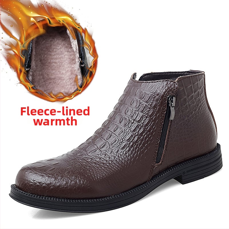 Martin saapad kahekordse veisnahaga ülaosaga, kummist taldaga, ümmargune varvas, keskmise kõrgusega kont 3–5 cm, külg tõmblukk