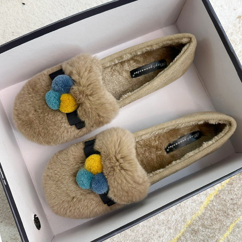 Ženske loaferice s ušima zeca, gornji dio od nubuka, unutarnja pliš, debela potplata, niski podnož 1–3 cm