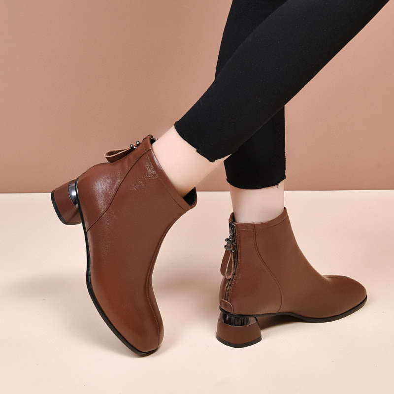 Ženske modne čizme - Kvadratni vrh prsta, Visok pet 6–8 cm, Stražnji zip, Dvoslojni gornji dio od bikove kože, Unutarnja podstava od umjetne vune