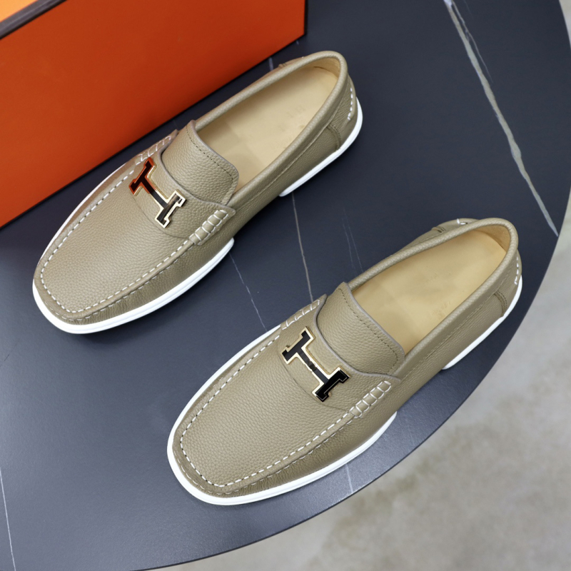 Ανδρικοί λοφέρ χωρίς κορδόνια, αναπνέουσα δερμάτινη επάνω επιφάνεια, σόλα από καουτσούκ, χαμηλό τακούνι 1–3 cm