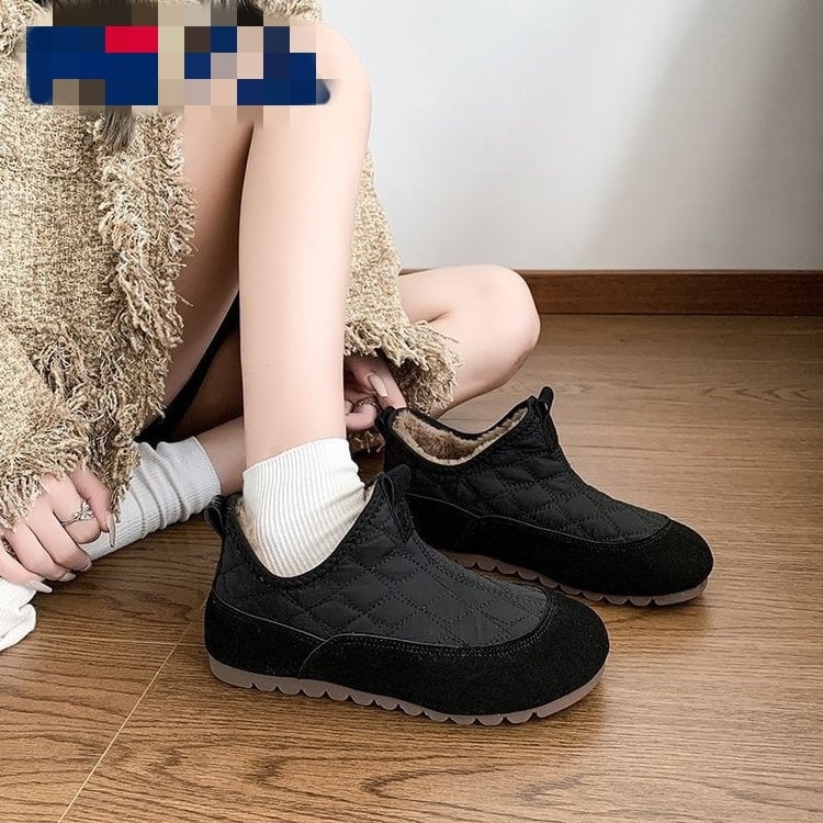 Sieviešu ziemas iekšējās čības ar mākslīgu kažokādu un gumijas zoli, zems augšdaļa