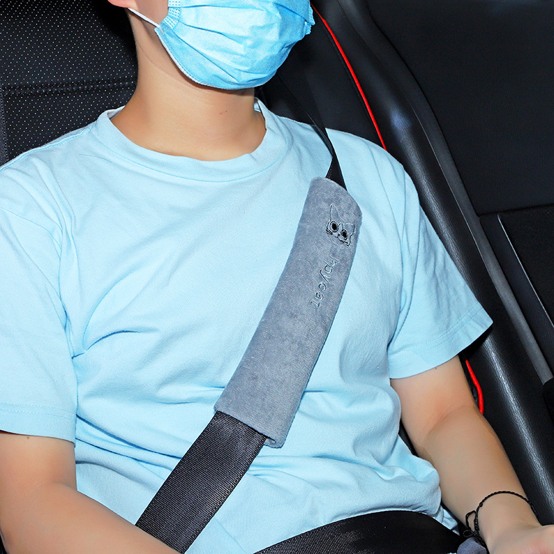 Auto turvarihma õla kaitse armsate loomade kujundusega, pikendatud plüüs sisekujunduseks