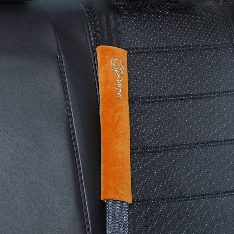 Auto turvarihma õla kaitse armsate loomade kujundusega, pikendatud plüüs sisekujunduseks