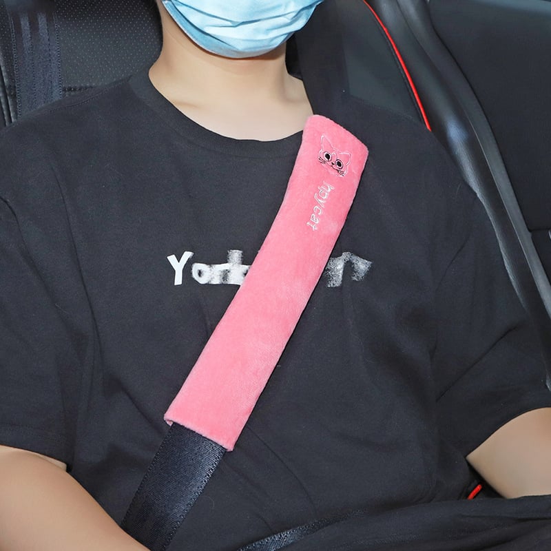 Auto turvarihma õla kaitse armsate loomade kujundusega, pikendatud plüüs sisekujunduseks