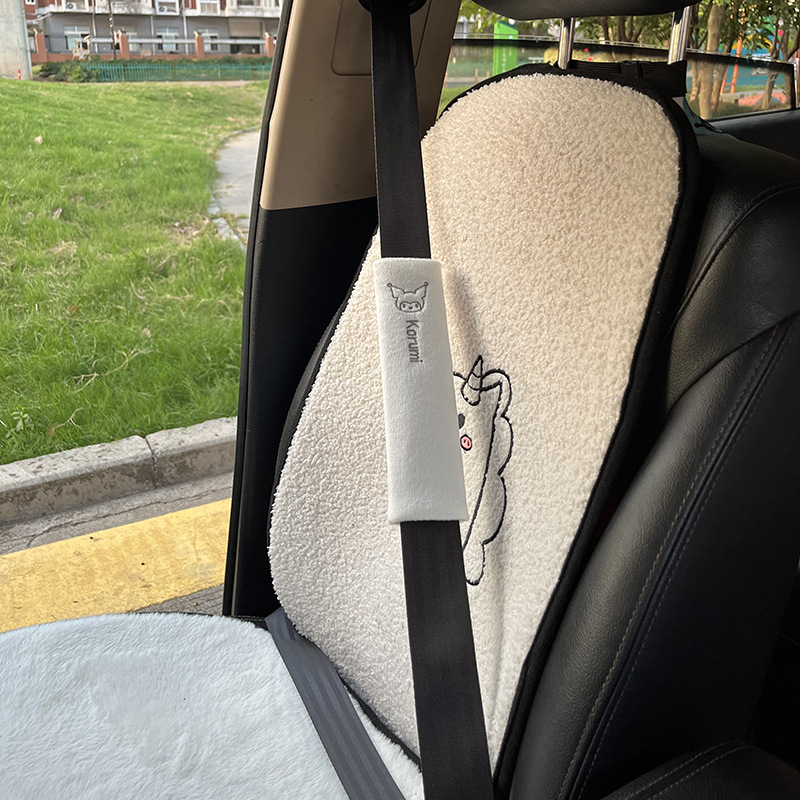 Auto turvarihma õla kaitse armsate loomade kujundusega, pikendatud plüüs sisekujunduseks