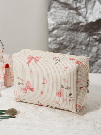 Козметична чанта – портативна, флорален принт, мултифункционално съхранение; материал Corduroy; подплата Polyester; подходяща за домашно ползване