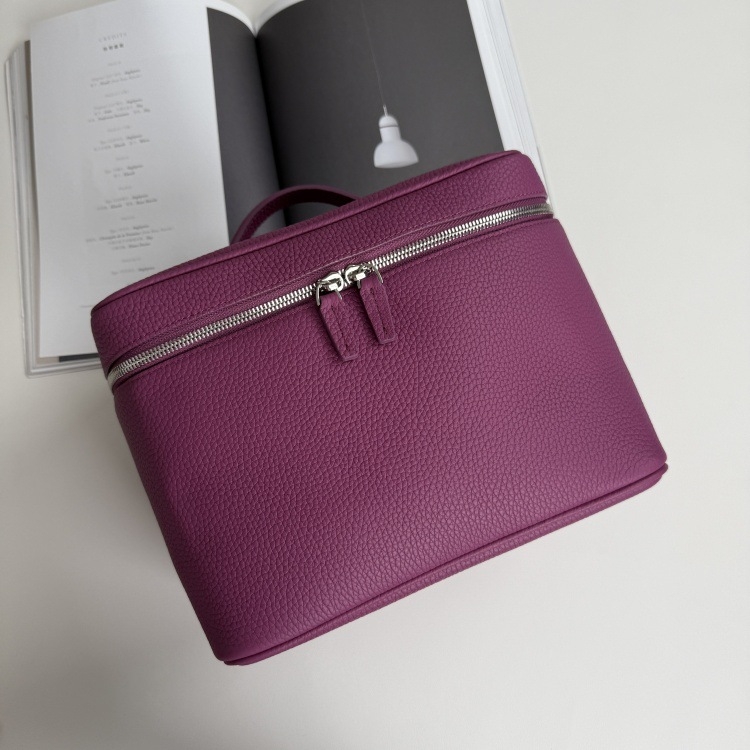 Козметична чанта от кожа от първи слой, портативен несесер за пътуване, стил урбан минимализъм, подплата от плат, едноцветен модел