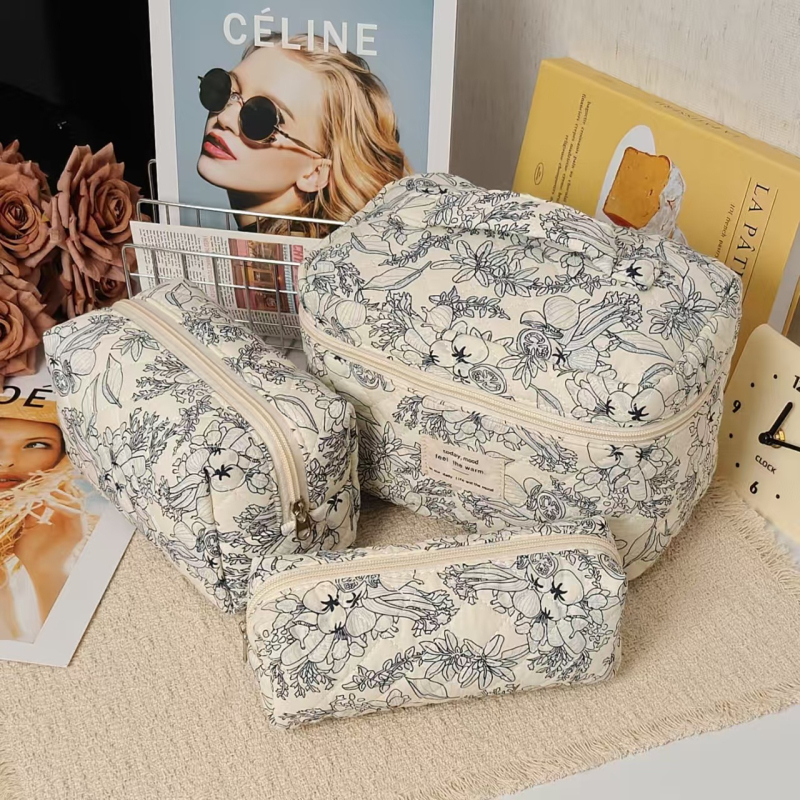 Козметична чанта за ежедневна употреба, памук, флорална шарка, подплата полиестер, затваряне с флип капак, за жени, голям капацитет