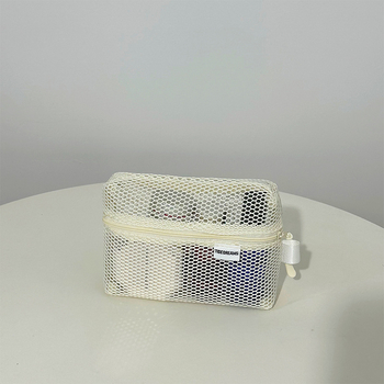 Kosmētikas soma no sietiņa, kubveida forma, viegla, liela ietilpība, modelis D072