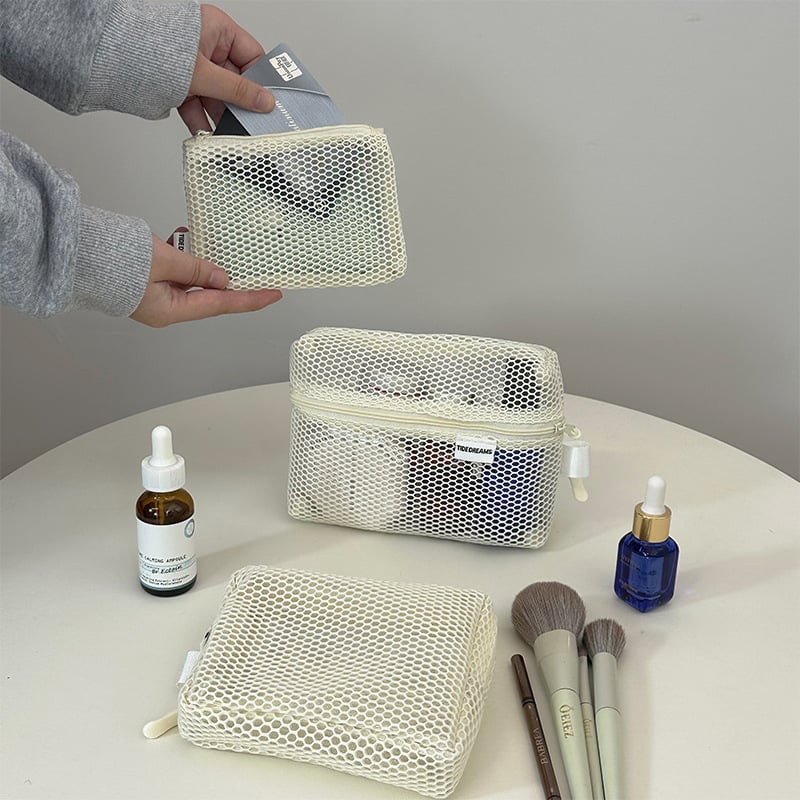 Kosmētikas soma no sietiņa, kubveida forma, viegla, liela ietilpība, modelis D072