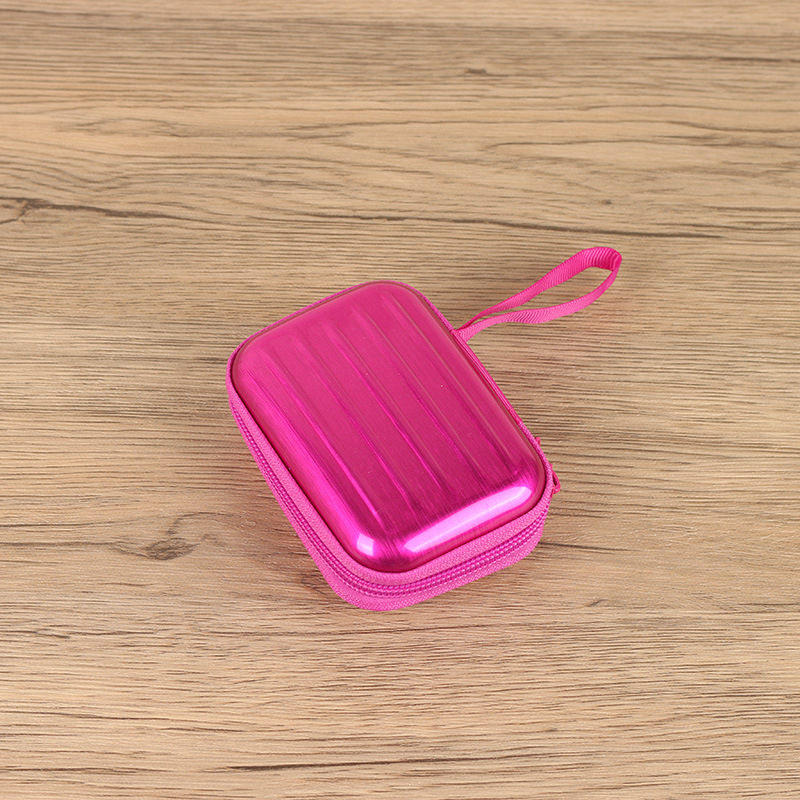 Kosmētikas soma ēterisko eļļu uzglabāšanai, no tinplate materiāla, daudzfunkcionāla, paredzēta kosmētikai, mūsdienīgs minimālisma stils