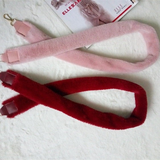 Презрамка за чанта за рамо – широка, пухкава, намалява натоварването (Материал: пухкав; Тип: презрамка за рамо; Сезон: пролет 2024)