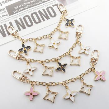 Ιμάντας τσάντας με κρεμαστό τετράφυλλο φύλλο, μεταλλική κατασκευή, επεκτεινόμενη αλυσίδα, μεταλλικά εξαρτήματα