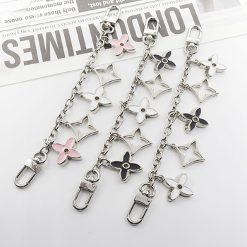 Ιμάντας τσάντας με κρεμαστό τετράφυλλο φύλλο, μεταλλική κατασκευή, επεκτεινόμενη αλυσίδα, μεταλλικά εξαρτήματα