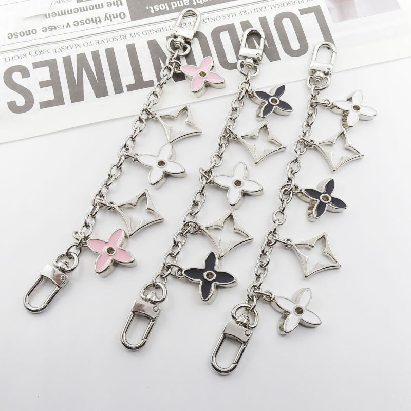 Ιμάντας τσάντας με κρεμαστό τετράφυλλο φύλλο, μεταλλική κατασκευή, επεκτεινόμενη αλυσίδα, μεταλλικά εξαρτήματα