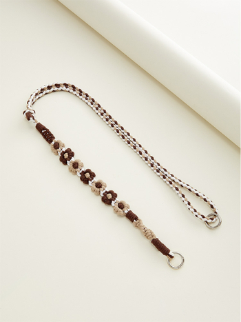 Презрамка за чанта с регулираща закопчалка за скъсяване • Нейлон • Износоустойчива, намалява натоварването • Едноцветна • Категория: презрамка за чанта • Марка: Kelly • Година/Сезон: Spring 2025