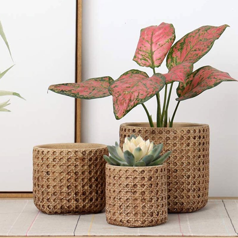 Cementni lonac, ručno izrađen, retro stil; za stol ili pod; prozračan, izdržljiv, otporan na koroziju.