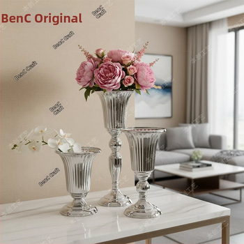 Dzelzs puķu vāzes kāzām un telpu dekorācijai — Benchon; materiāls: dzelzs; stils: 788561635; kategorija: telpas izkārtojuma elementi