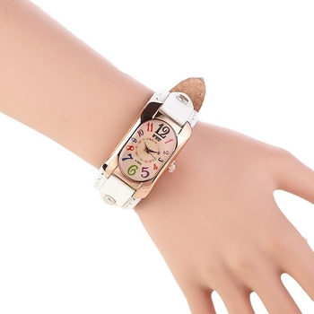 Ženski sat s pravokutnim brojčanikom, retro stil, kvarcni mehanizam, svjetsko vrijeme, ukrasni detalji, PU kaiš