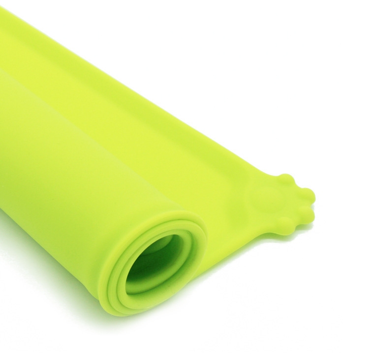 Σιλικονούχα επιφάνεια φαγητού για σκύλους – τροφική ποιότητα, πλένεται εύκολα, αντιολισθητική