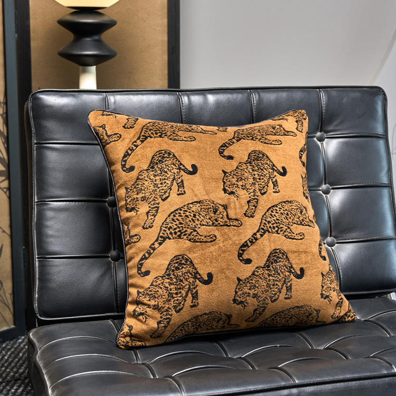 Jastučnica s jezgrom, vintage stil, navlaka od poliestera, punilo PP pamuk, uzorak pruga ili leopard