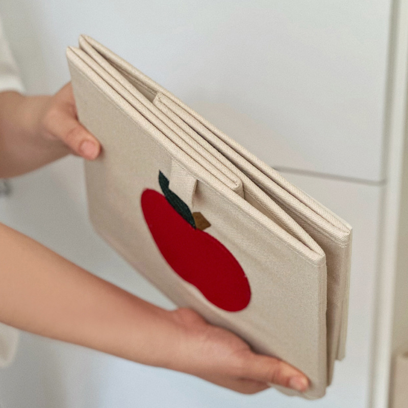 Saliekama veļas uzglabāšanas kaste – materiāls: ārējā katjoniskā audums + 3 mm PP plāksne + iekšējais poliestera audums; Funkcija: kārtošana; Izcelsme: Weifang, Shandong