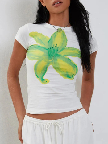 Majica s floralnim printom, okrugli izrez, kratki rukavi, uski kroj