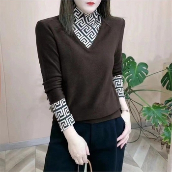 Оверсайз плетен пуловер с V-образно деколте, гладка тъкан, стил кралска сестра, зима 2024