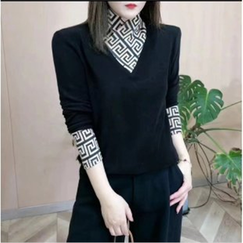 Оверсайз плетен пуловер с V-образно деколте, гладка тъкан, стил кралска сестра, зима 2024