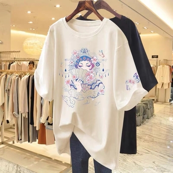 Дамска памучна тениска с къс ръкав, свободна кройка, кръгло деколте, средна дължина