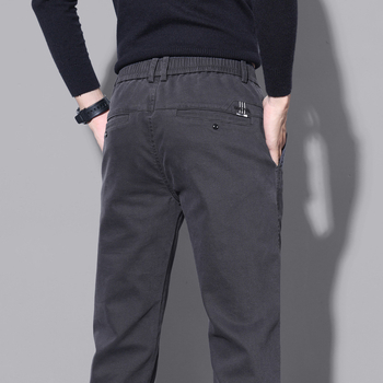 Koreai stílusú férfi egyenes szabású nadrág, magas derék, fleece belsővel, pamut–poliészter–elasztán keverék (69.3% pamut / 29.5% poliészter / 1.2% elasztán), 3D szabás, mikro-elasticitás, ősz 2024