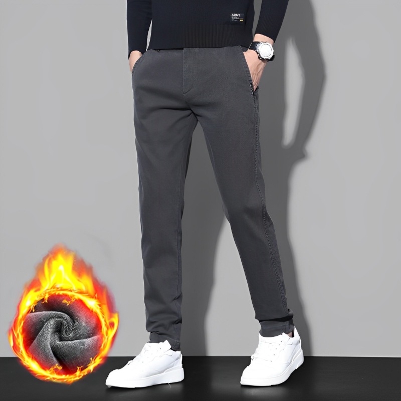 Koreai stílusú férfi egyenes szabású nadrág, magas derék, fleece belsővel, pamut–poliészter–elasztán keverék (69.3% pamut / 29.5% poliészter / 1.2% elasztán), 3D szabás, mikro-elasticitás, ősz 2024