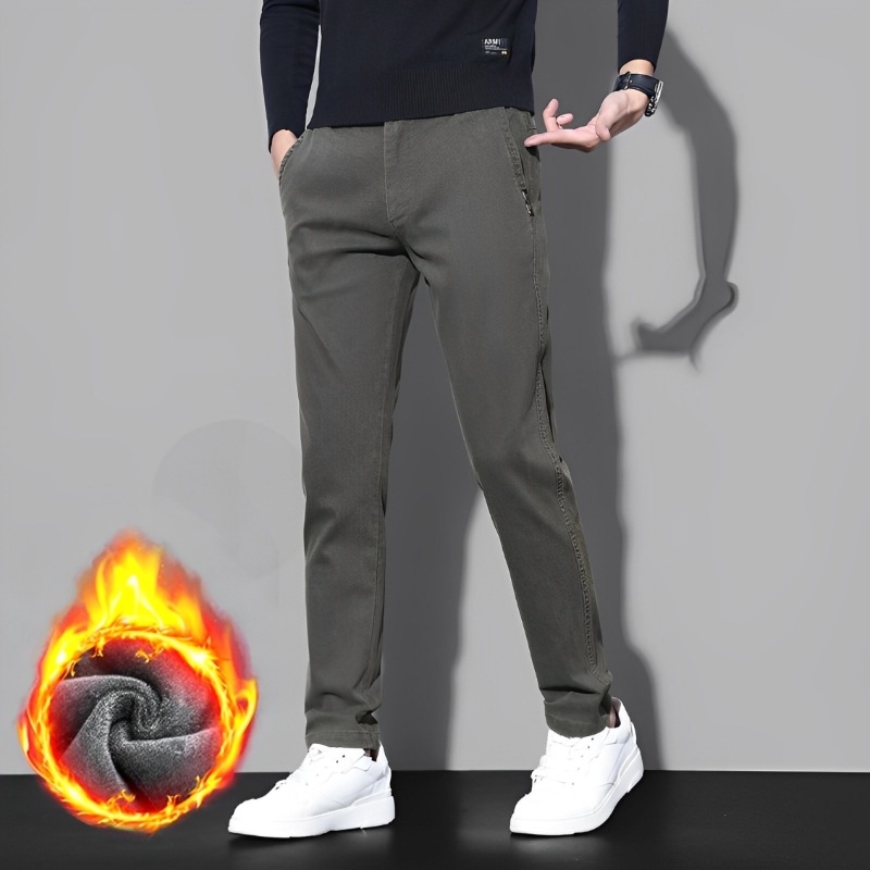 Koreai stílusú férfi egyenes szabású nadrág, magas derék, fleece belsővel, pamut–poliészter–elasztán keverék (69.3% pamut / 29.5% poliészter / 1.2% elasztán), 3D szabás, mikro-elasticitás, ősz 2024