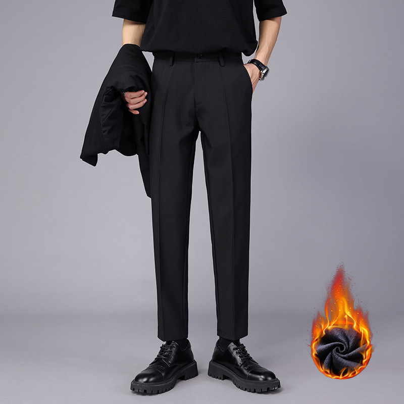 Fleece-béléssel ellátott férfi nadrág, egyenes szabás, középmagas derék, cipzár, poliészter-elasztán keverék