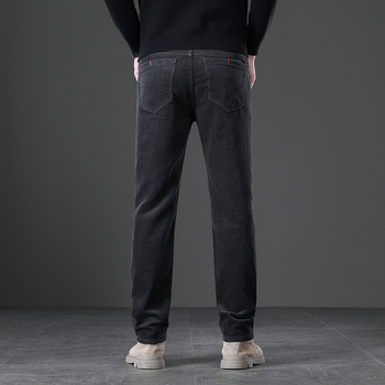 Corduroy mehe püksid fleece voodriga, sirge lõige, keskjoon, triibuline muster, puuvillane materjal, mudel MZL6009, sügis 2025