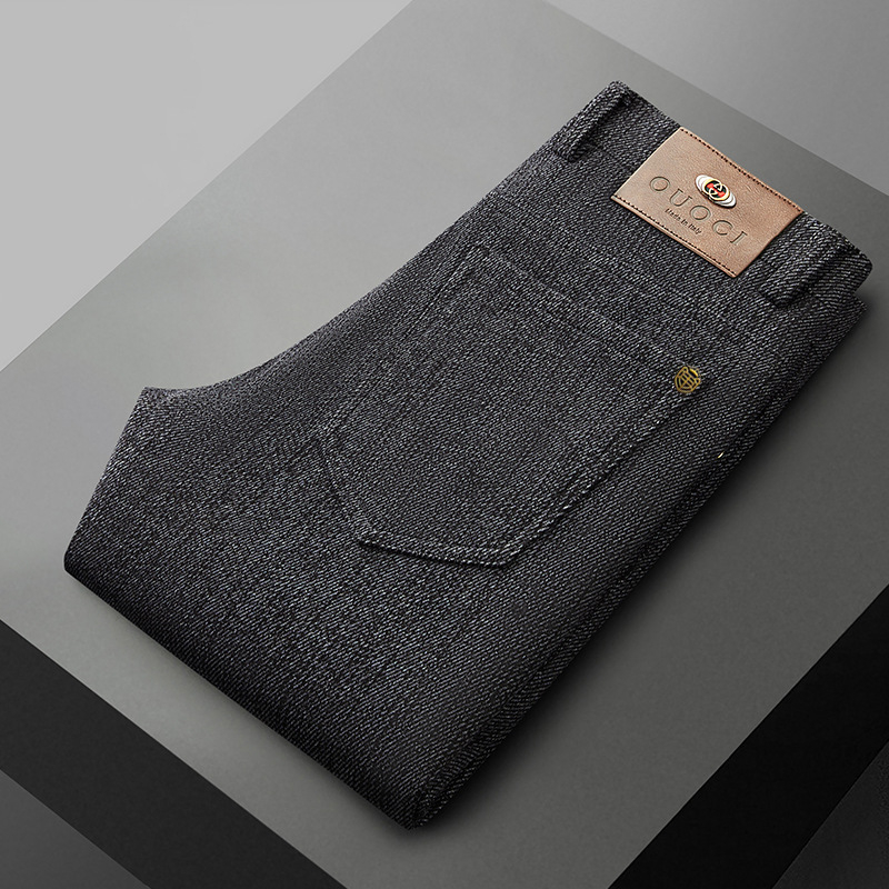 Férfiaknak szóló egyenes szabású casual nadrág gyapjú–gyapot keverékből, fleece béléssel, középmagas derék övvel, cipzáras záródás, mikro-elasztikus anyag