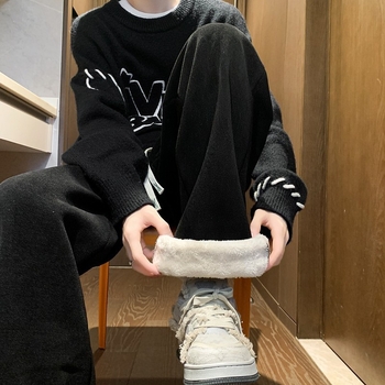 Férfi fleece-béléssel ellátott tréner nadrág bambuszrostból, vastag bélés, elasztikus derék, szabás egyenestől széles lábszárig, zseb részlet