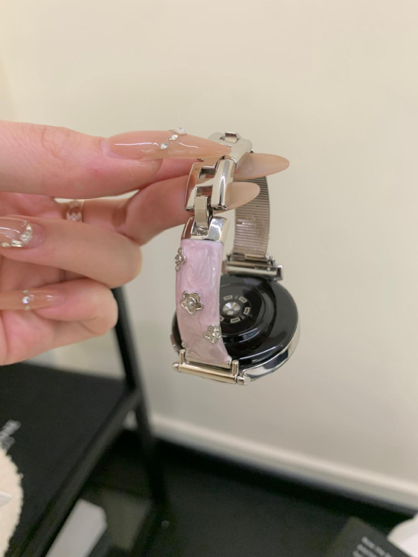 Bratara Flower Diamond Drip pentru Huawei – din aliaj de zinc, închidere buckle, compatibil cu Huawei Watch 8/9/GT5/GT4 și Watch4/3 Pro/Fit3, stil modern.